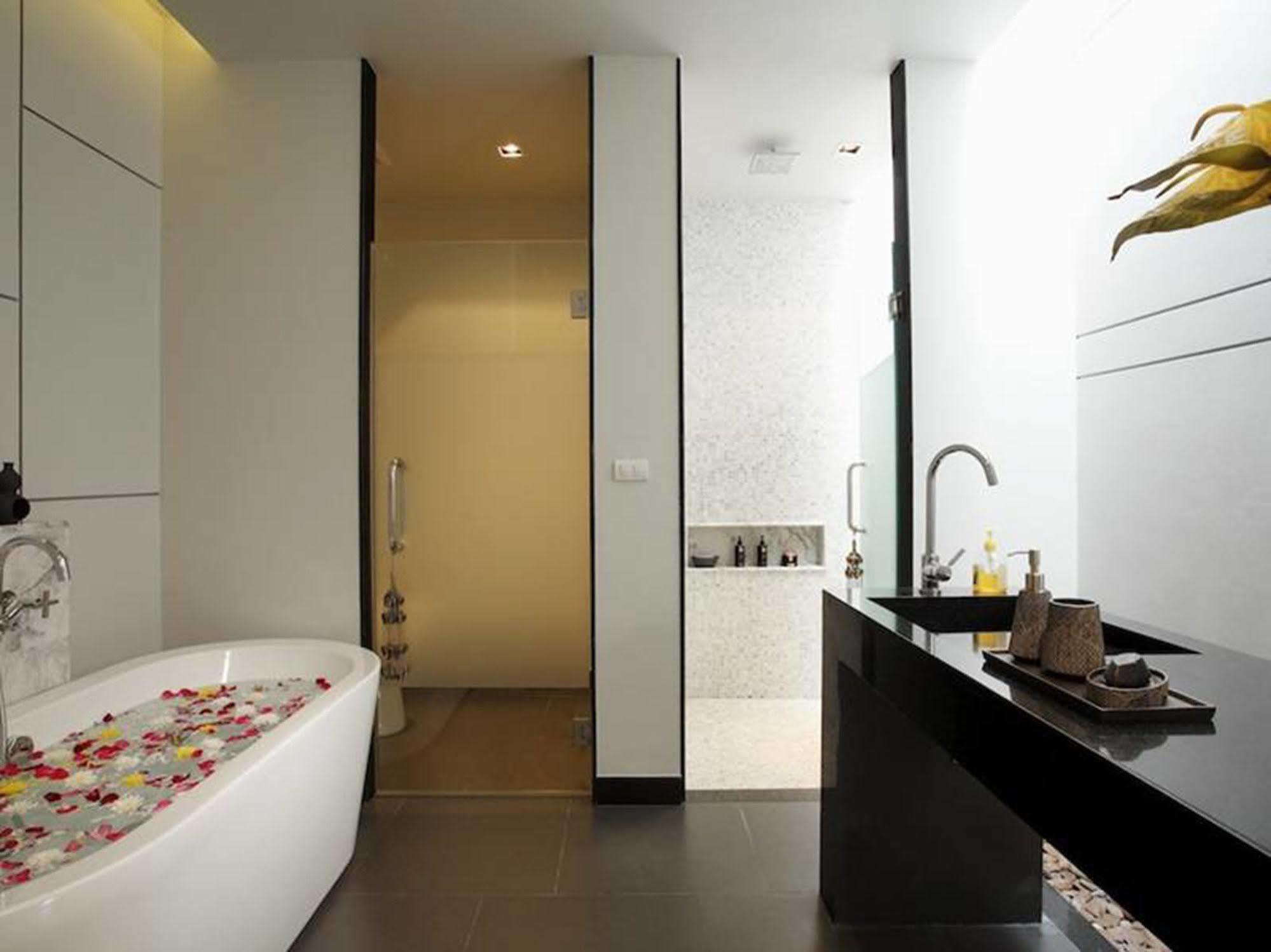 Wings Phuket Villa By Two Villas Holiday Buitenkant foto